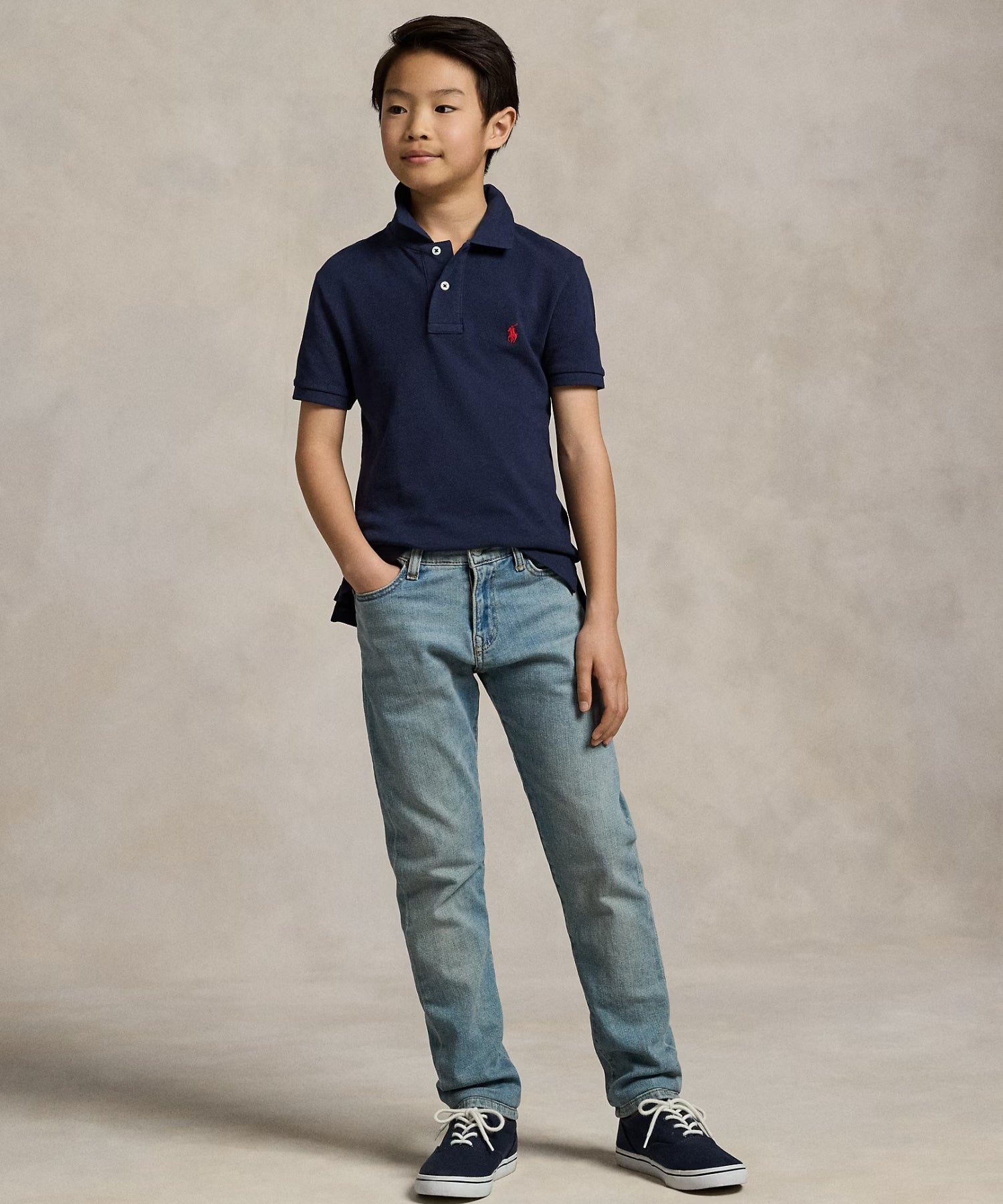 19AMT891xHMX_EU36qzYkmYA98OsQsZyM