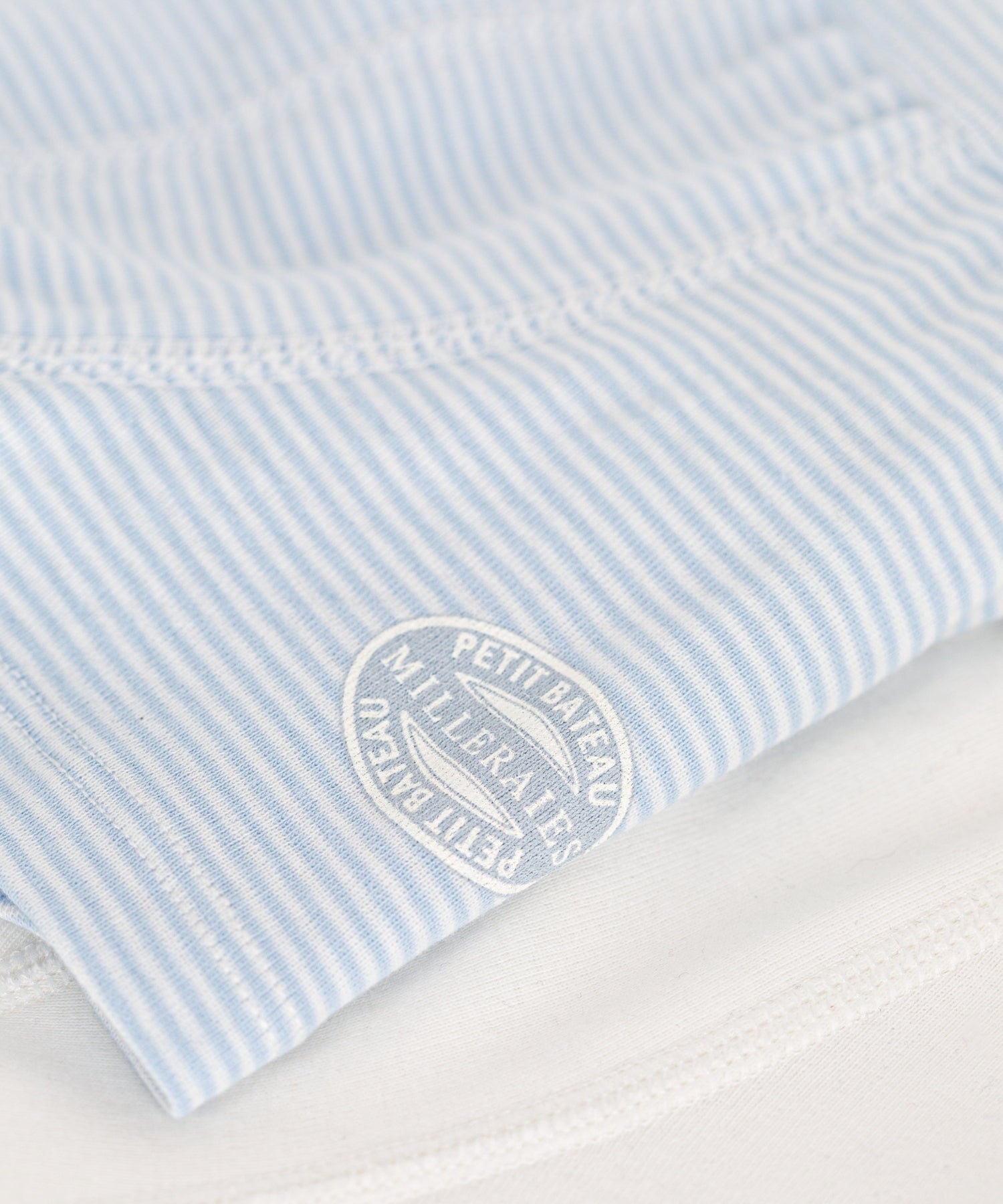 18ll6vXhtnPsZm1rezTXiiIf07D-BYPVR