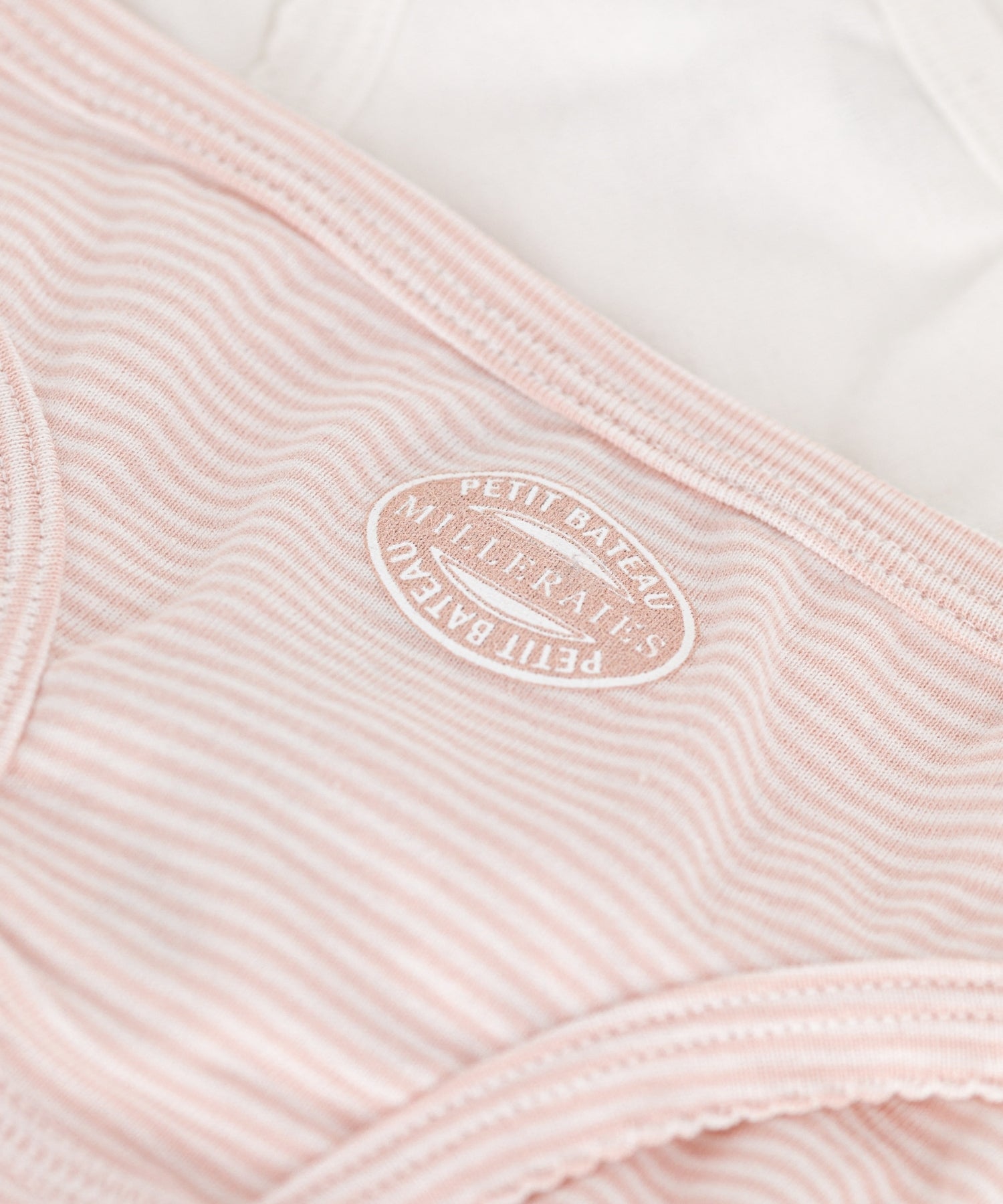 1rHeJbYvFa4jFv9tXz4FYbDH_mA_DInMS