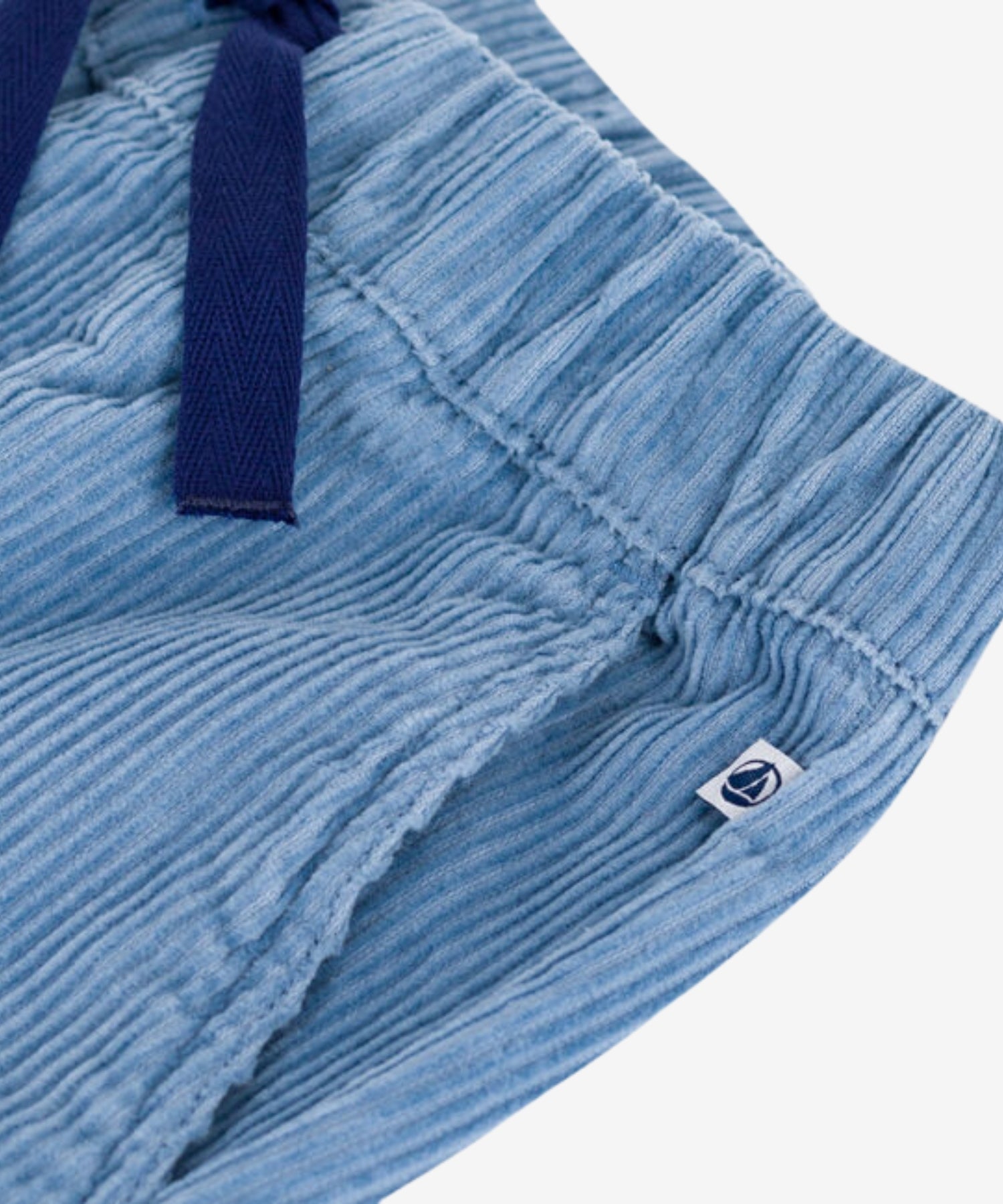 1rbTPcEyFjP2nrccbQZY0k-qWrahSIu6e