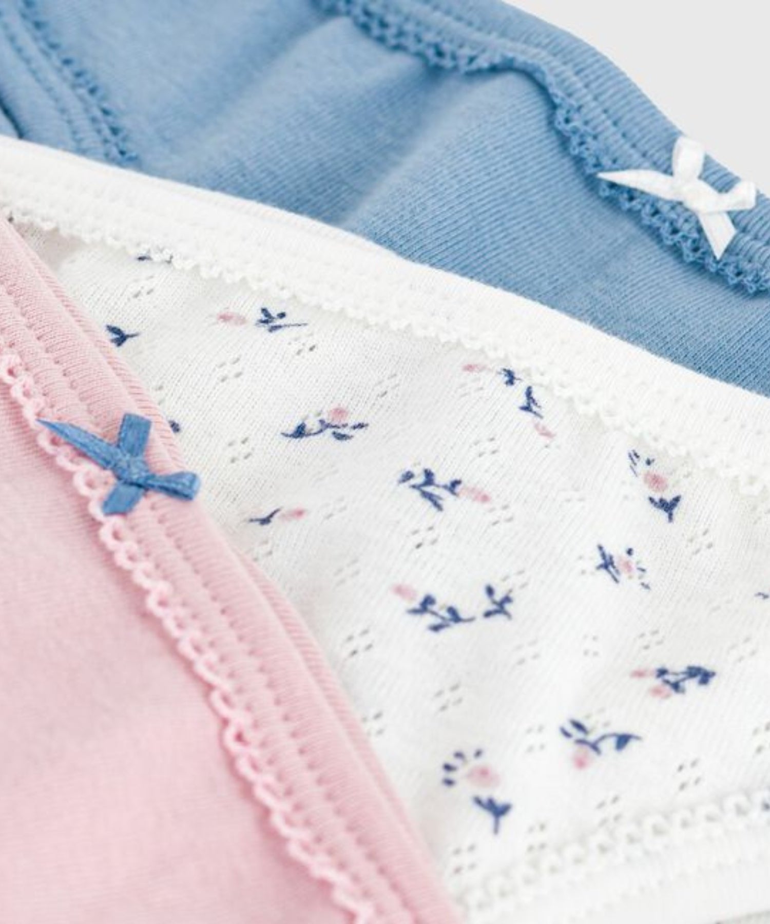 1AJLyFMWUrW9Sd_9omM9K9pmAj_8QEHzN