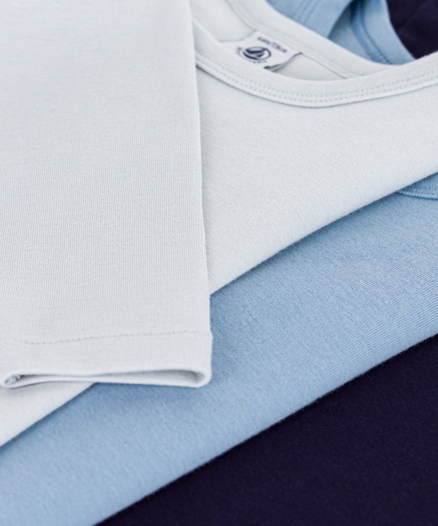 1AocIZmpPFaD7bxanwca_15kylCKG-_9a