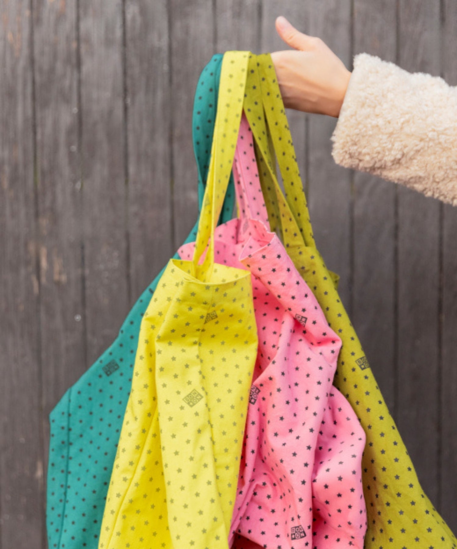 11_Q-NQBdcbMNAmyQ3Da8vUX7b9aMNq9H