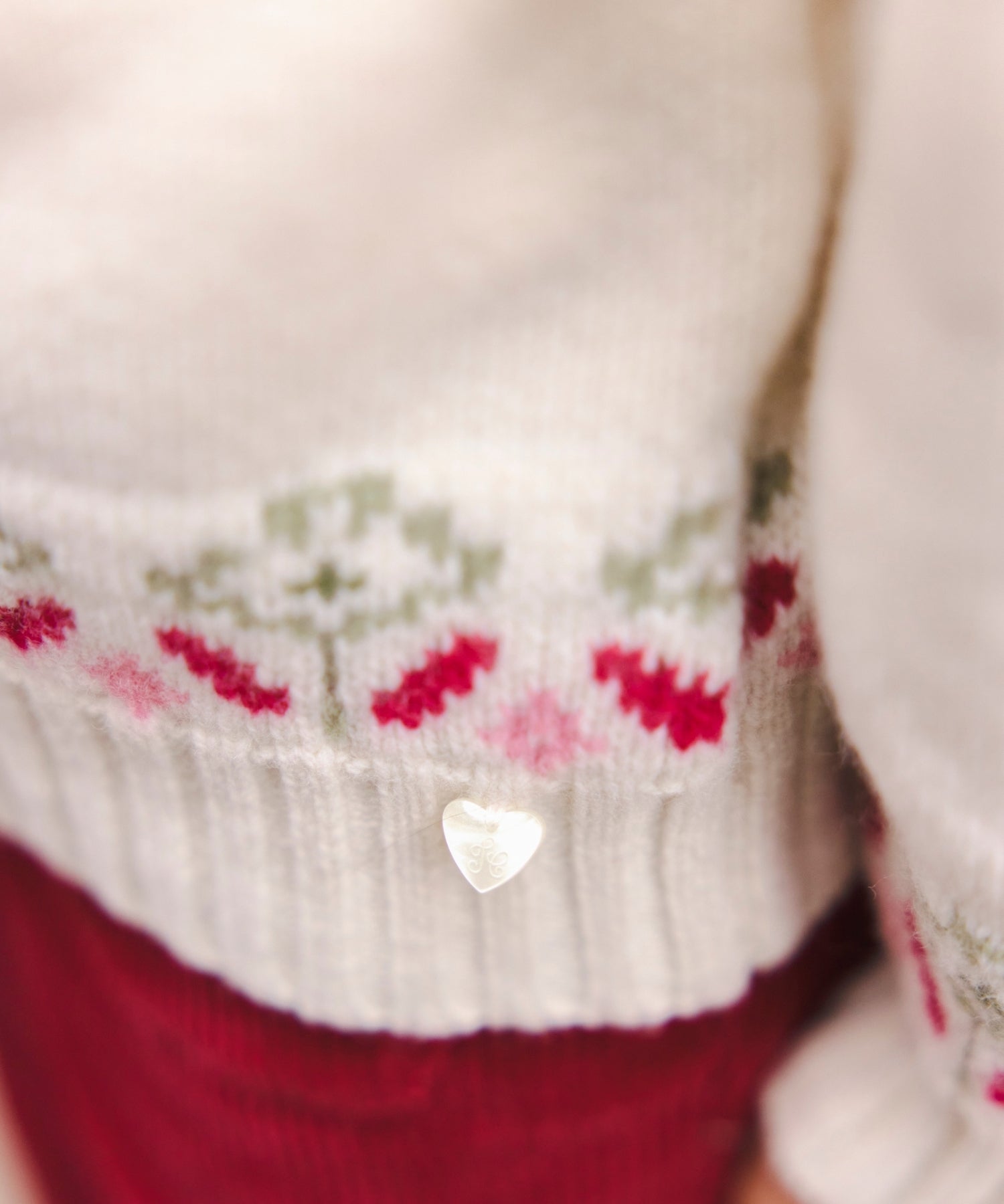 1BP034lW_E9etlqpD34Bm_lPv48PQf-kg