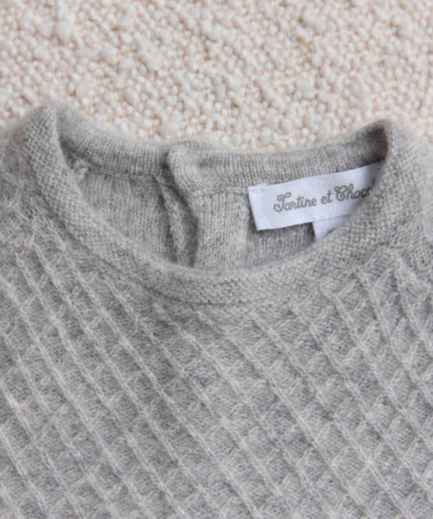 182P5mpTUw23MFOoa4lOvyBH_-SPyWTFU