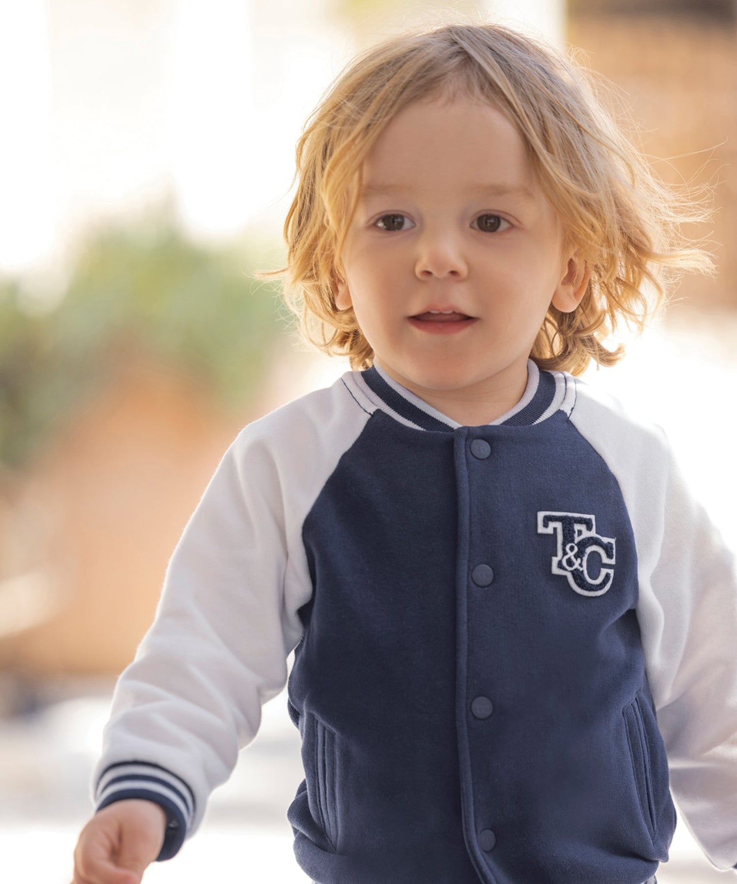 18-WzlitBk43pRYP-2CR5uqUBtDow8hxy