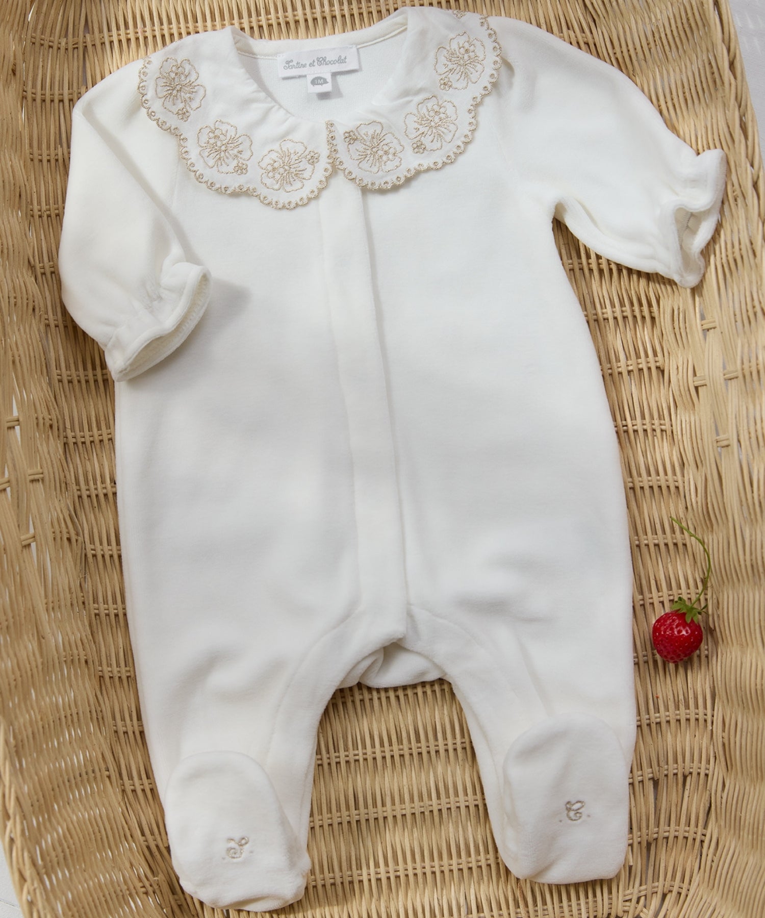 1JhNO-8my9j3A9ybEAr5hzjdFb24y7Has