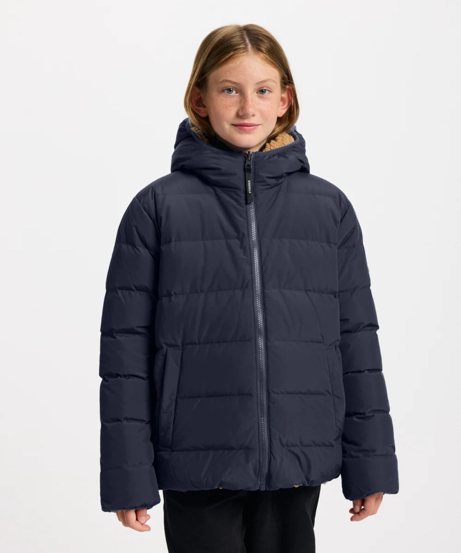 18B5YiDBPvEb7GdE-Jd3azlwgyVMoQ8mM