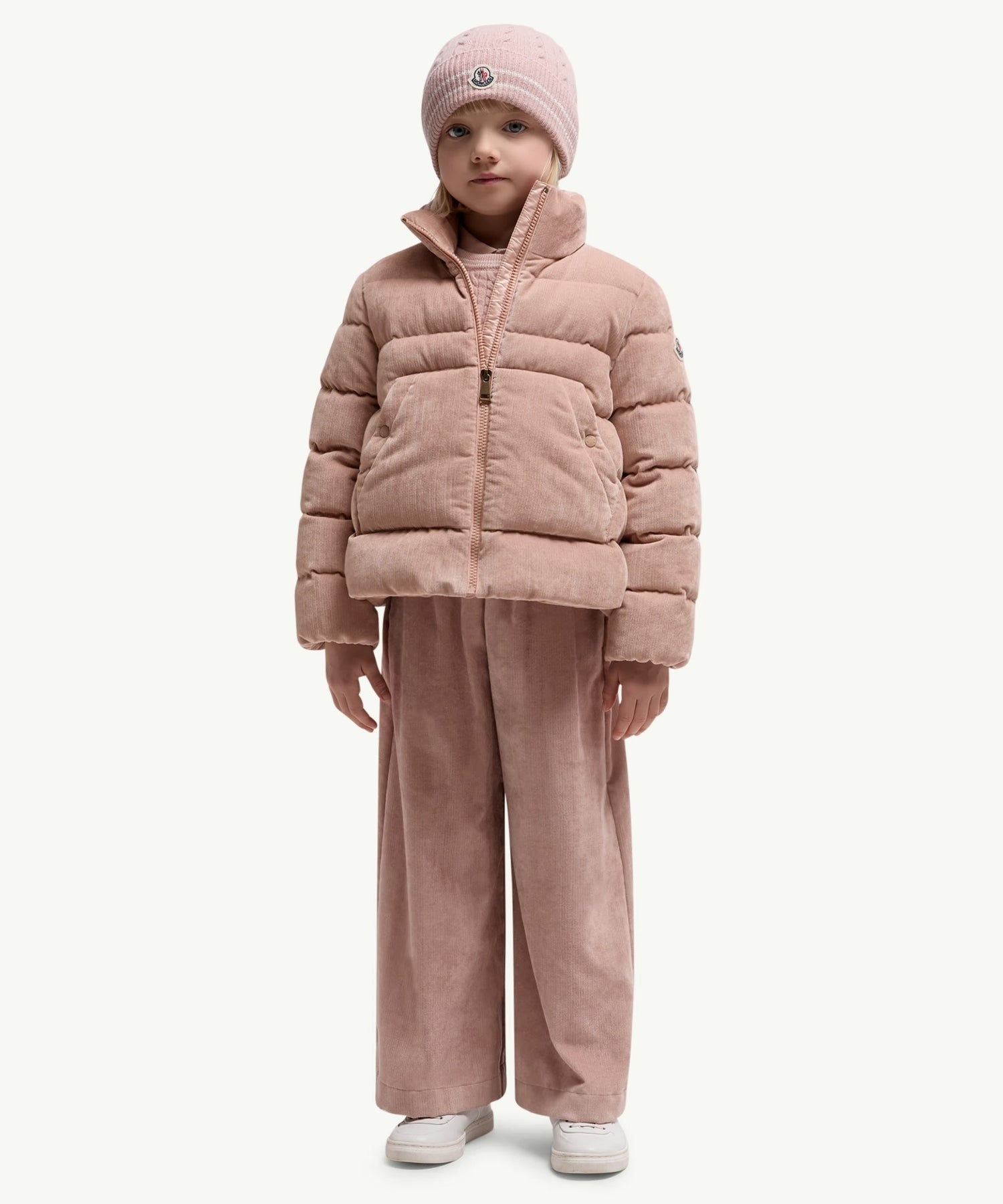 16s1pB7p2sgP8jcJ02u-WJcFubvNjG9NE