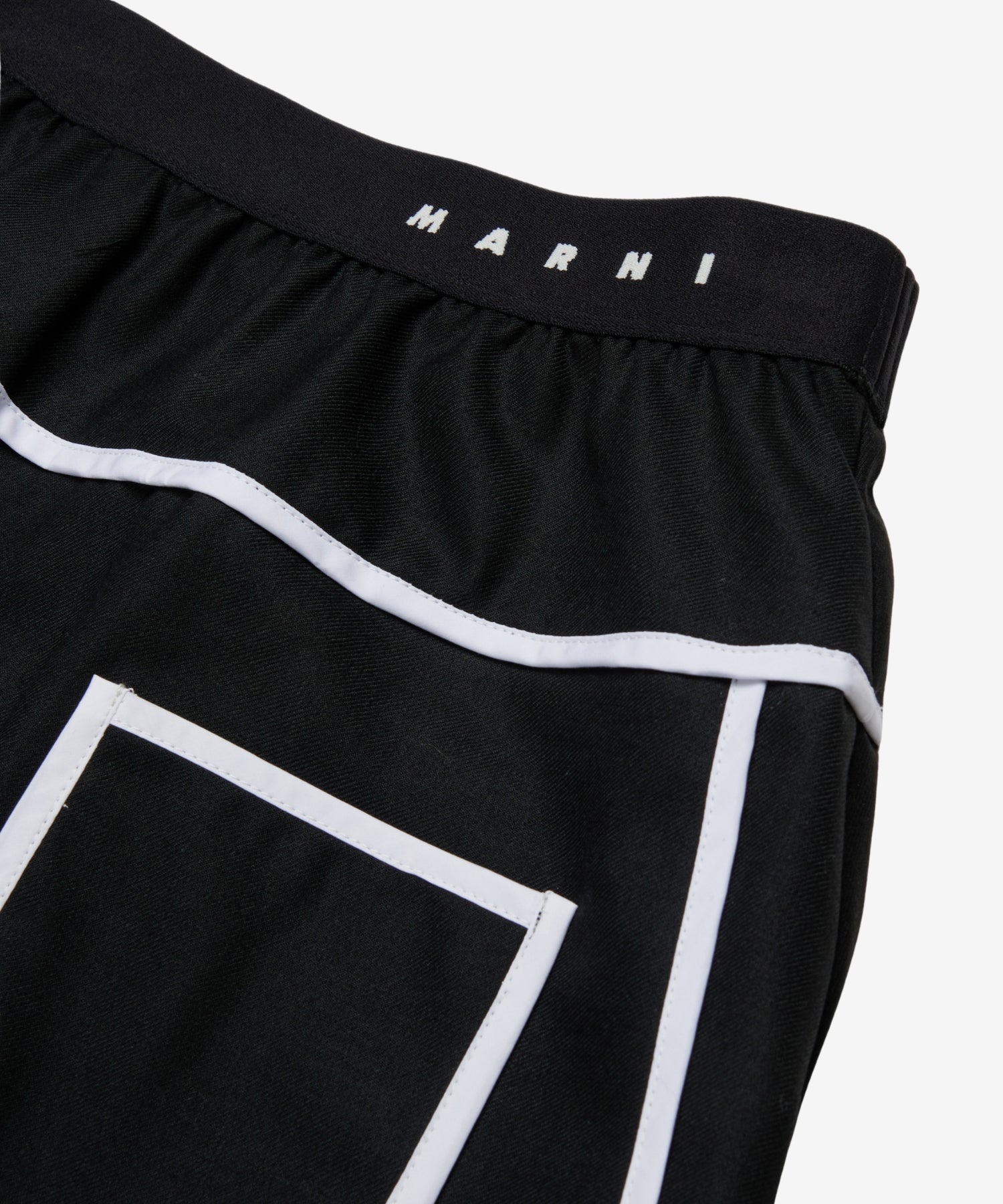 1wk1VuSeYBF93pmZLJwF4fEhPTZxmZR6d