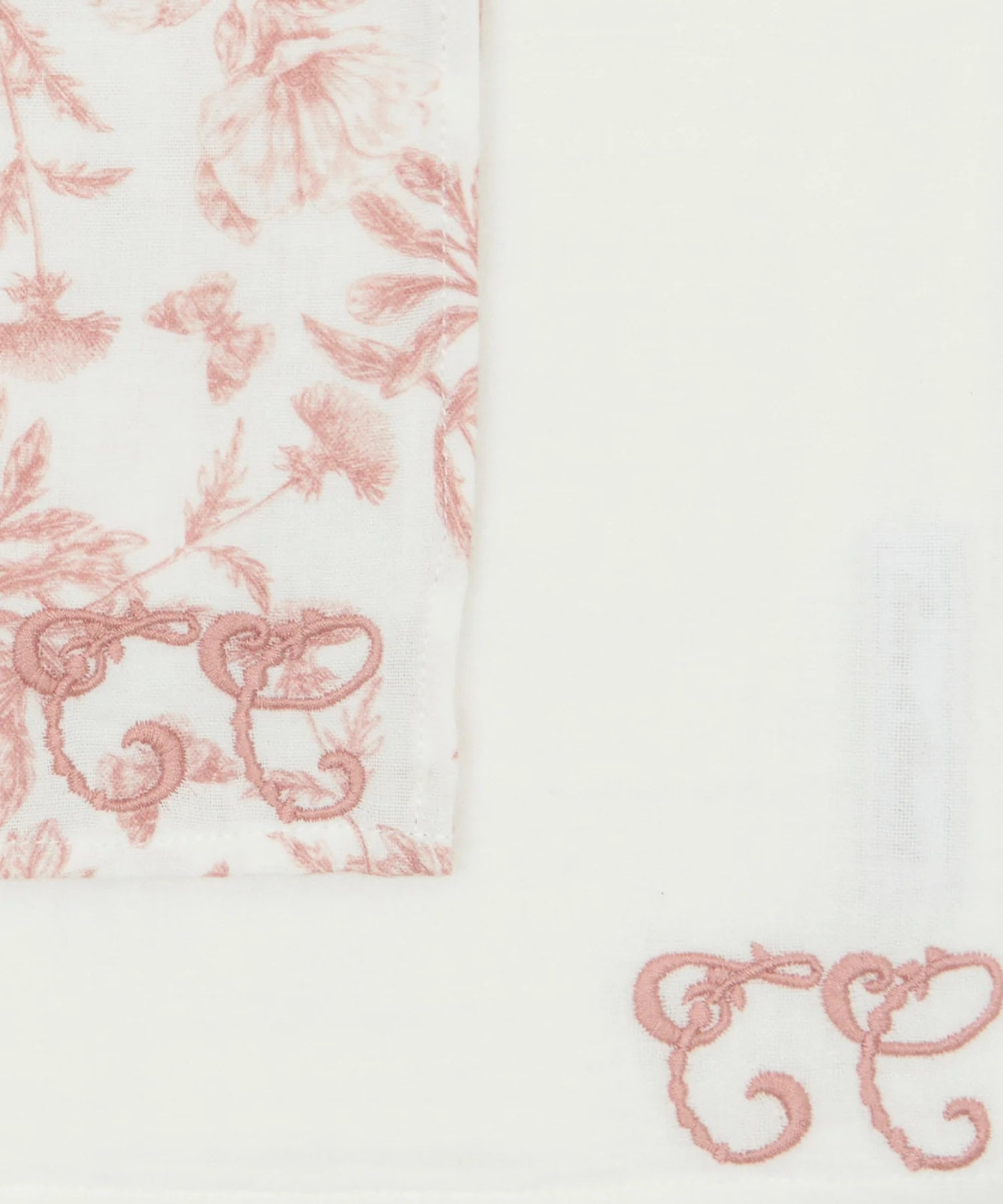 10Z4rTL_xRmsg7--WgwPCErb7flATeM5Q