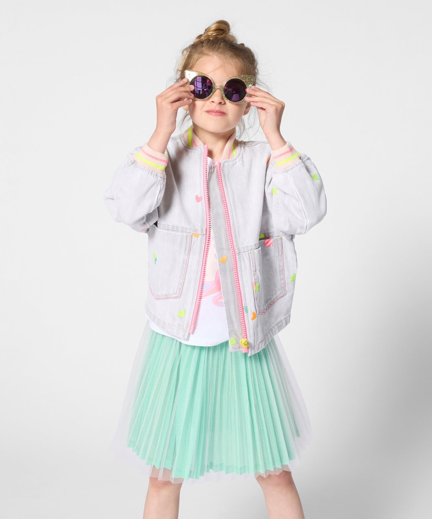 1NeiHYT2c2zW3urAo2I2SW7DKeKKnJ0fv