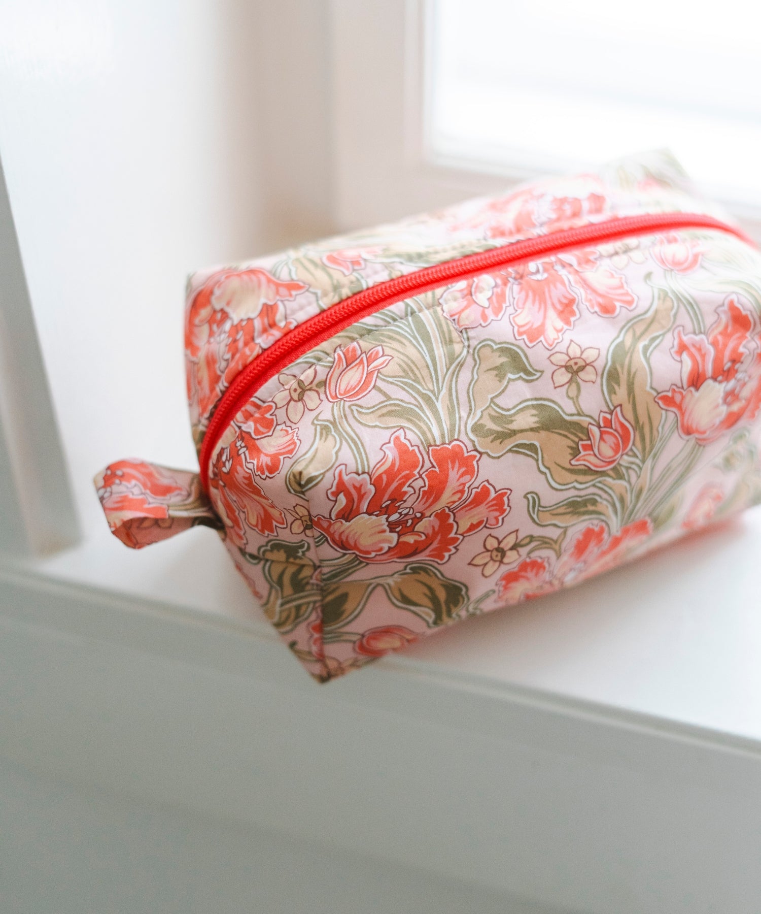 12ZQmgUx9osZSWAfdYCygqKUbuP-ceyqV