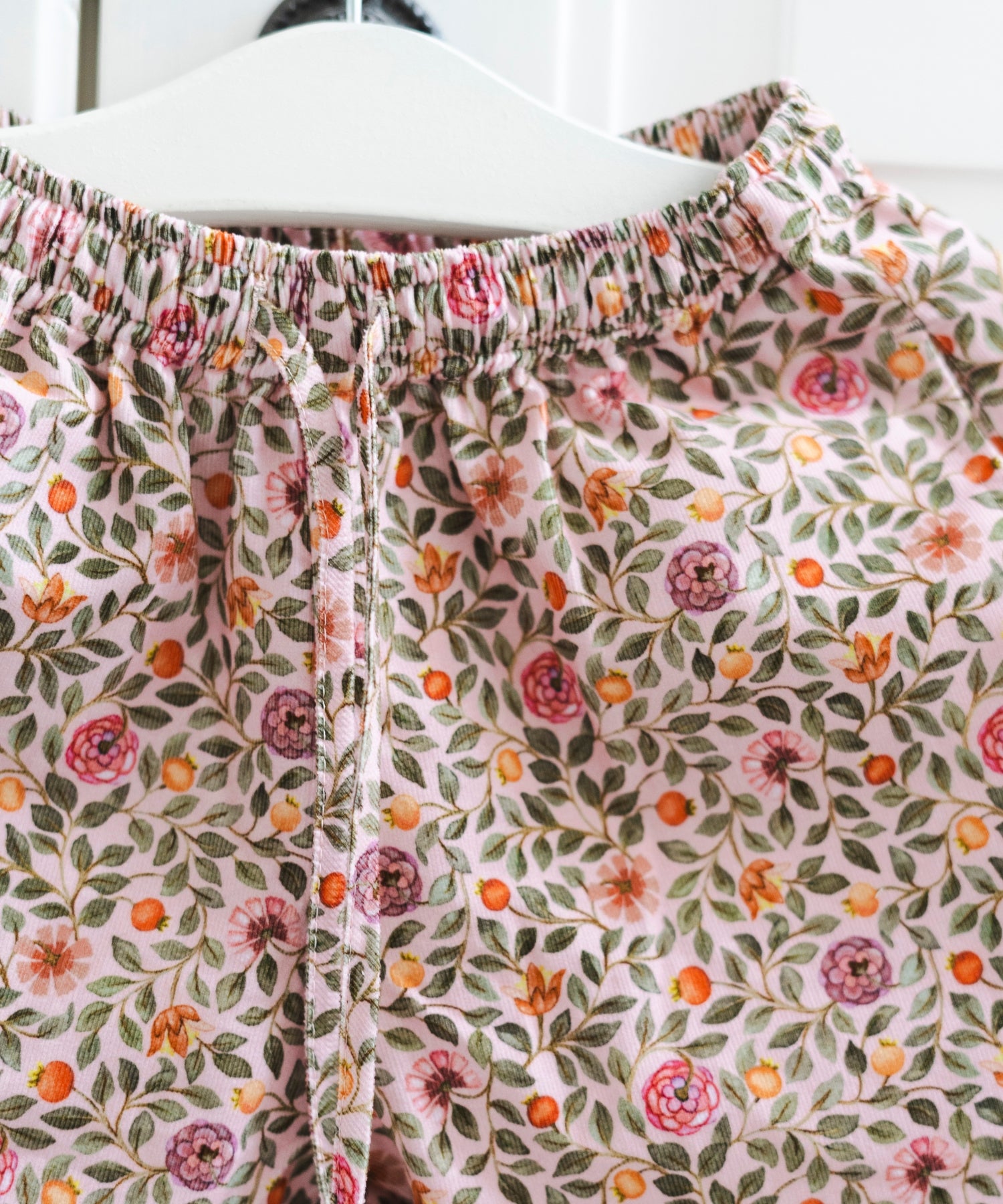 17FwCe8SJMbMkBLNVcxDqRaUHqmDeY12B