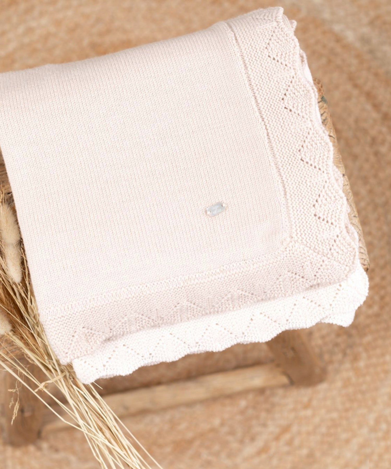 1FfOtZss_LGoQWnlSZOfLf3WuHZfpCTmx