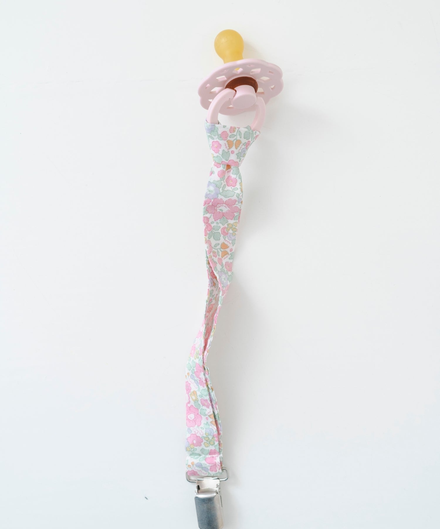 18whQ4WgsE7AfT0kpwH3_HH_5WDhsryTU