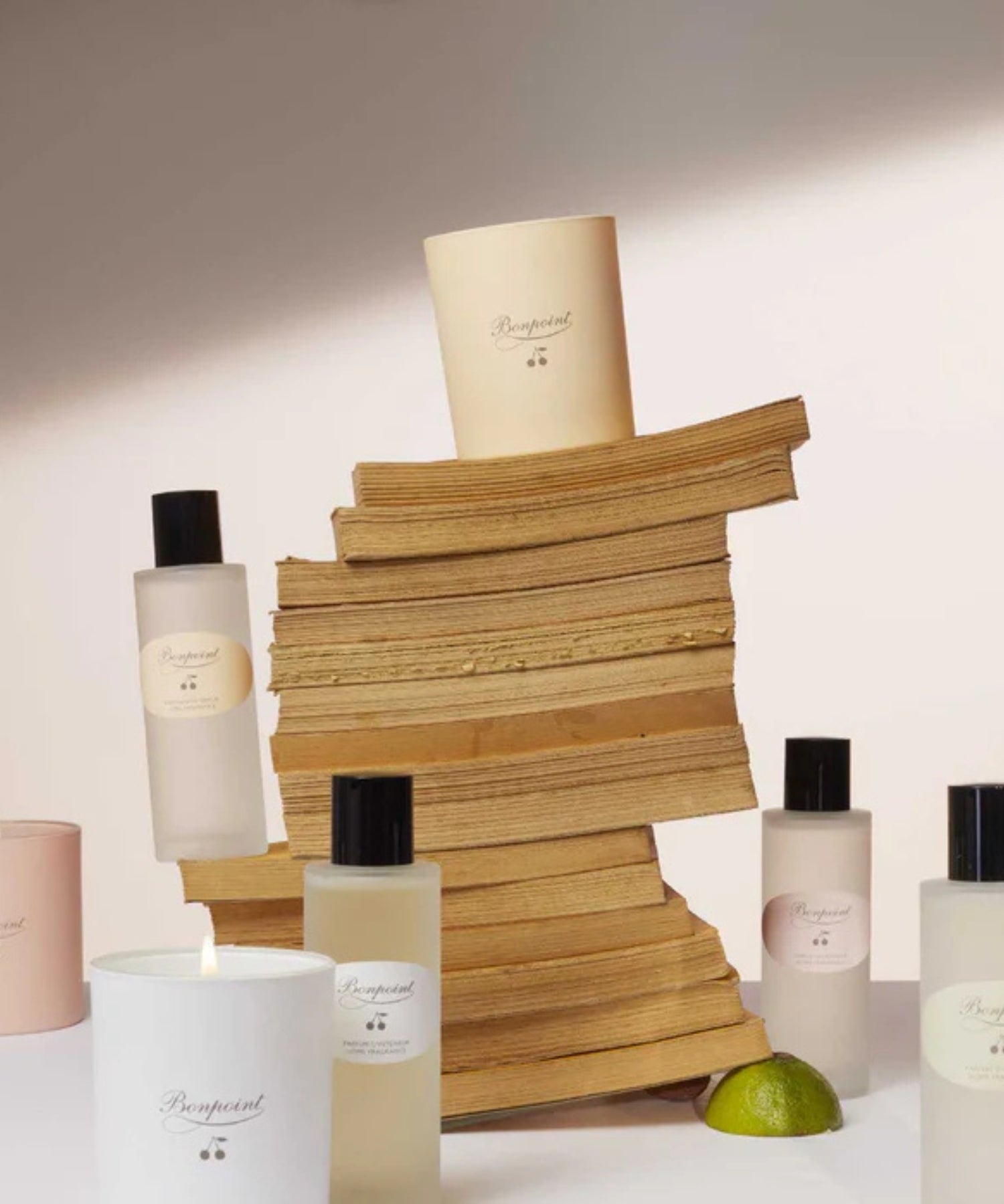 1-Qg3XmL3vFXOQOBEQlo8v2RcdSGpXYov