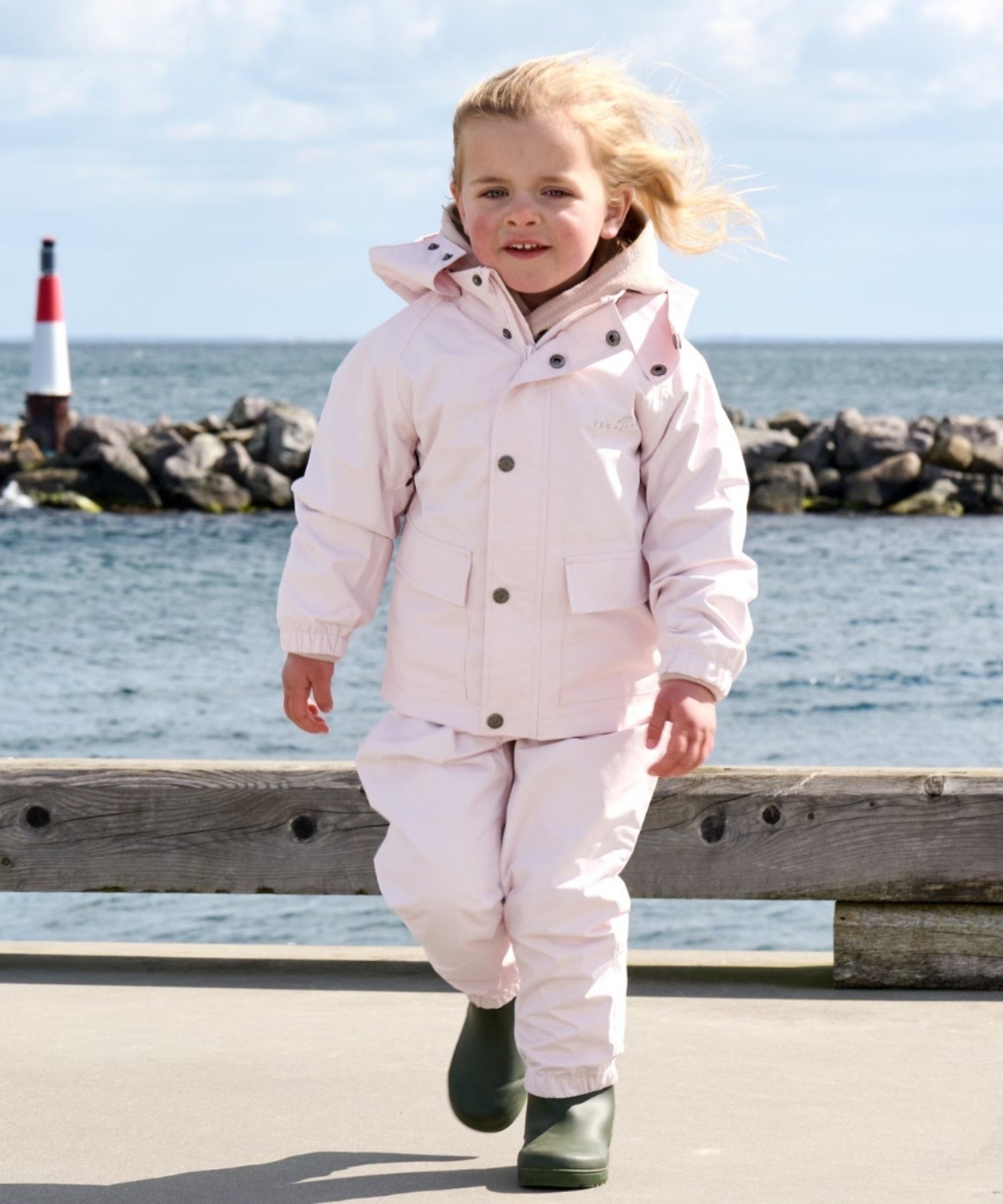 1Bu_LTaDvnA-yY-xHzwnpugSF8PYTklxf