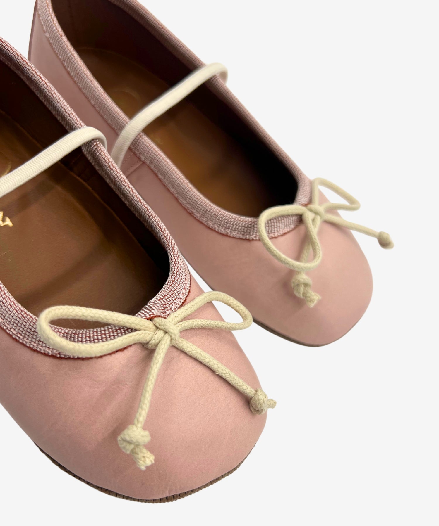 1bE2IL1gKkUDmz-LYPxp91df5U8KzLNcE