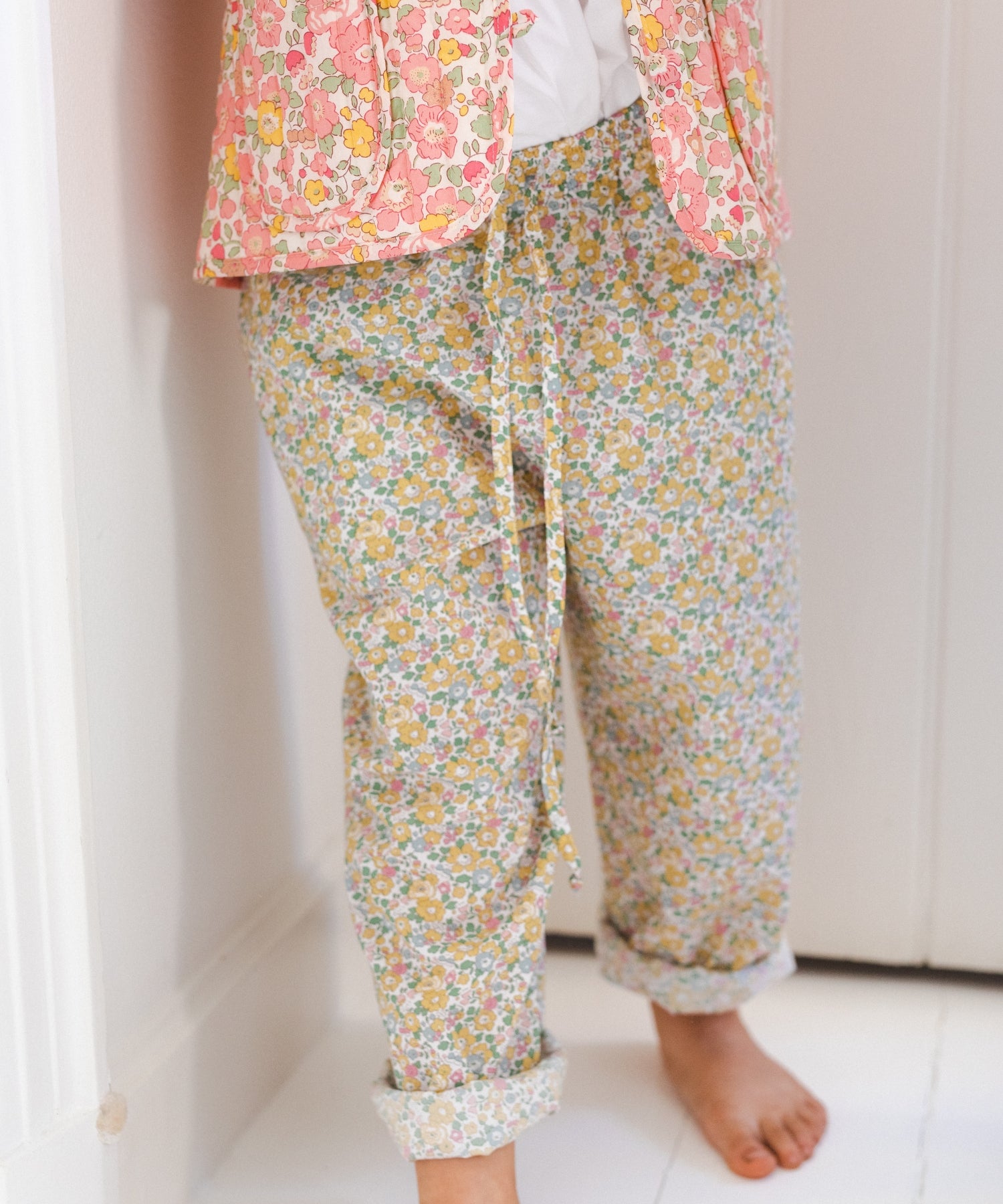 1K52Yp_4GvvYBf42yDGFaoHM6hi1sxWZo