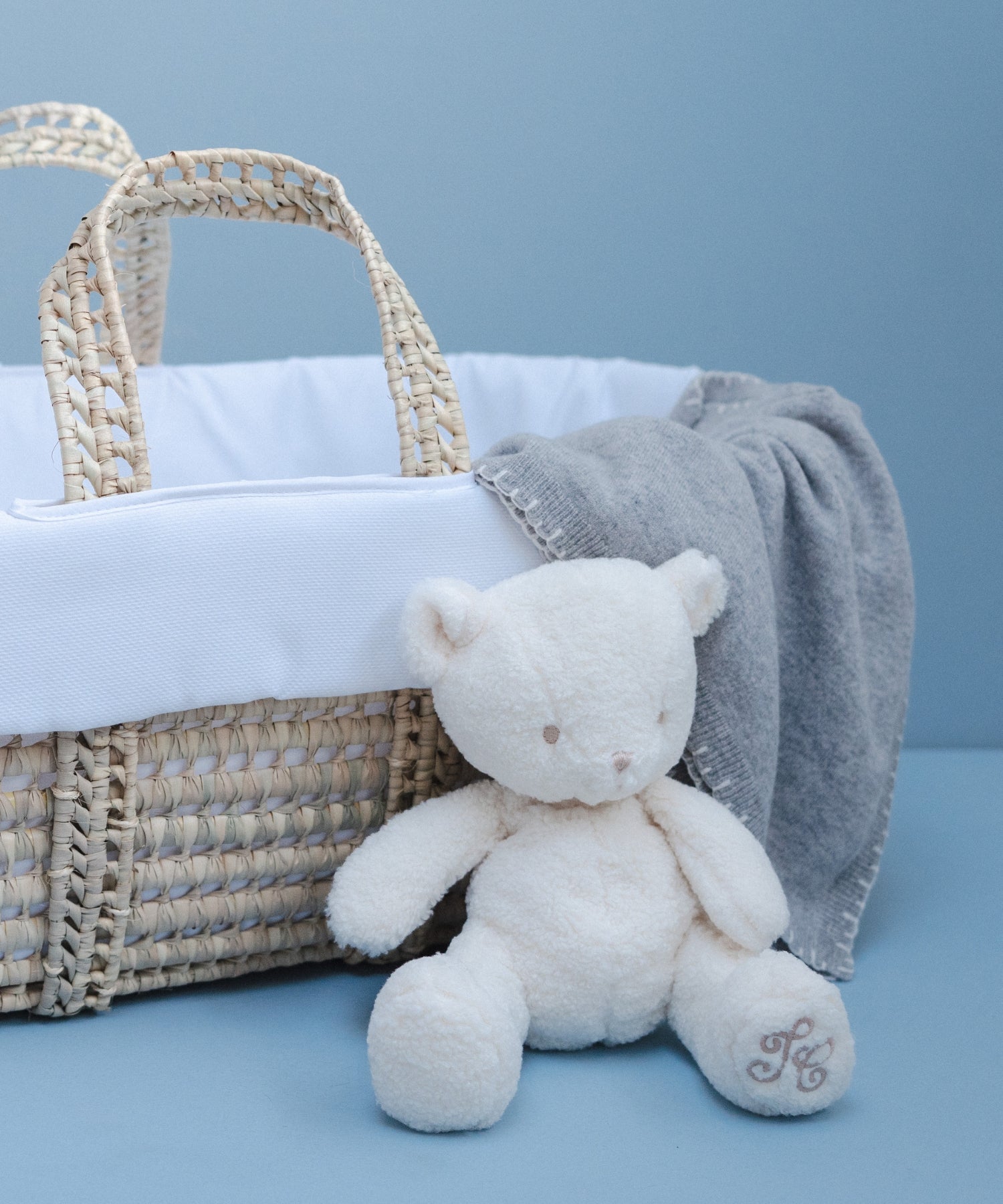 1UFBzw_h-MOo3CsqLiip_FLcmFreMCT6G