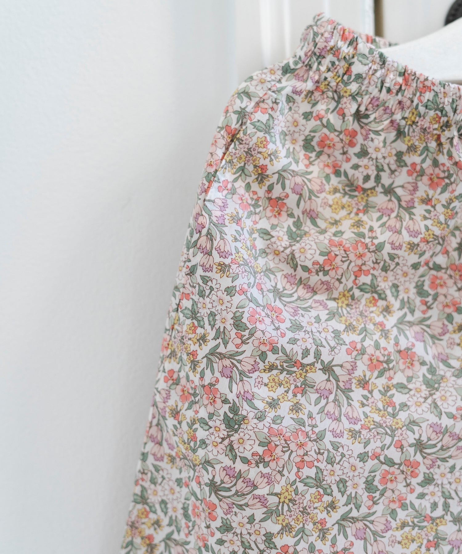 1DsB7Tfg4qh8rx-f_ADktTYuRMyKtyIWD