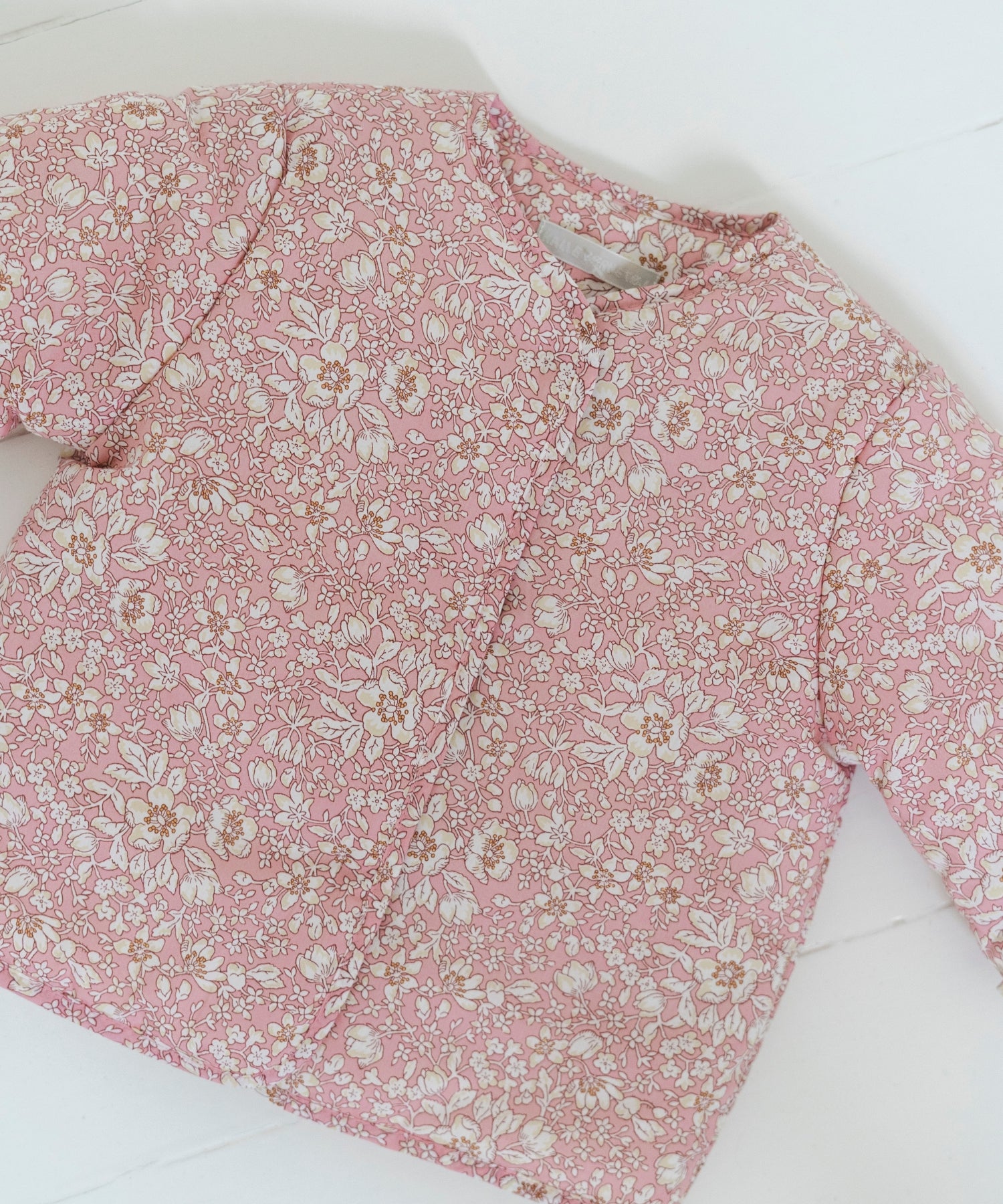 1PusbI_SYzeAIwEKKC220V0XR82twahVk