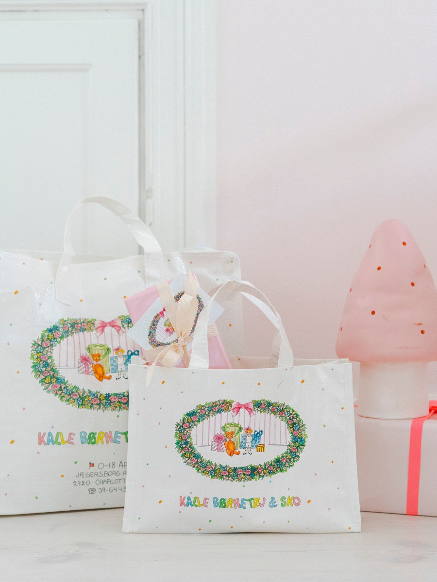 Kalle webshop fylder 1 år 🎉