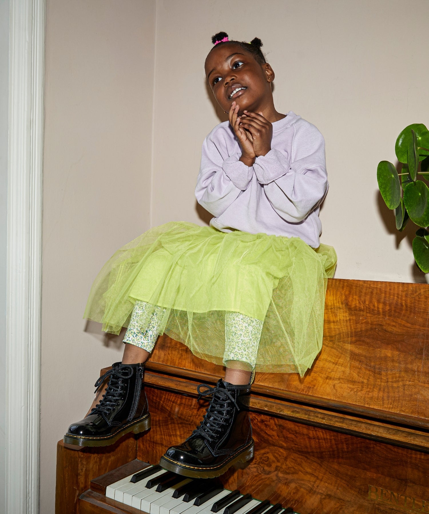 1N7qFuMOWsCWqAu11yjjTigCu-hTv-u8a