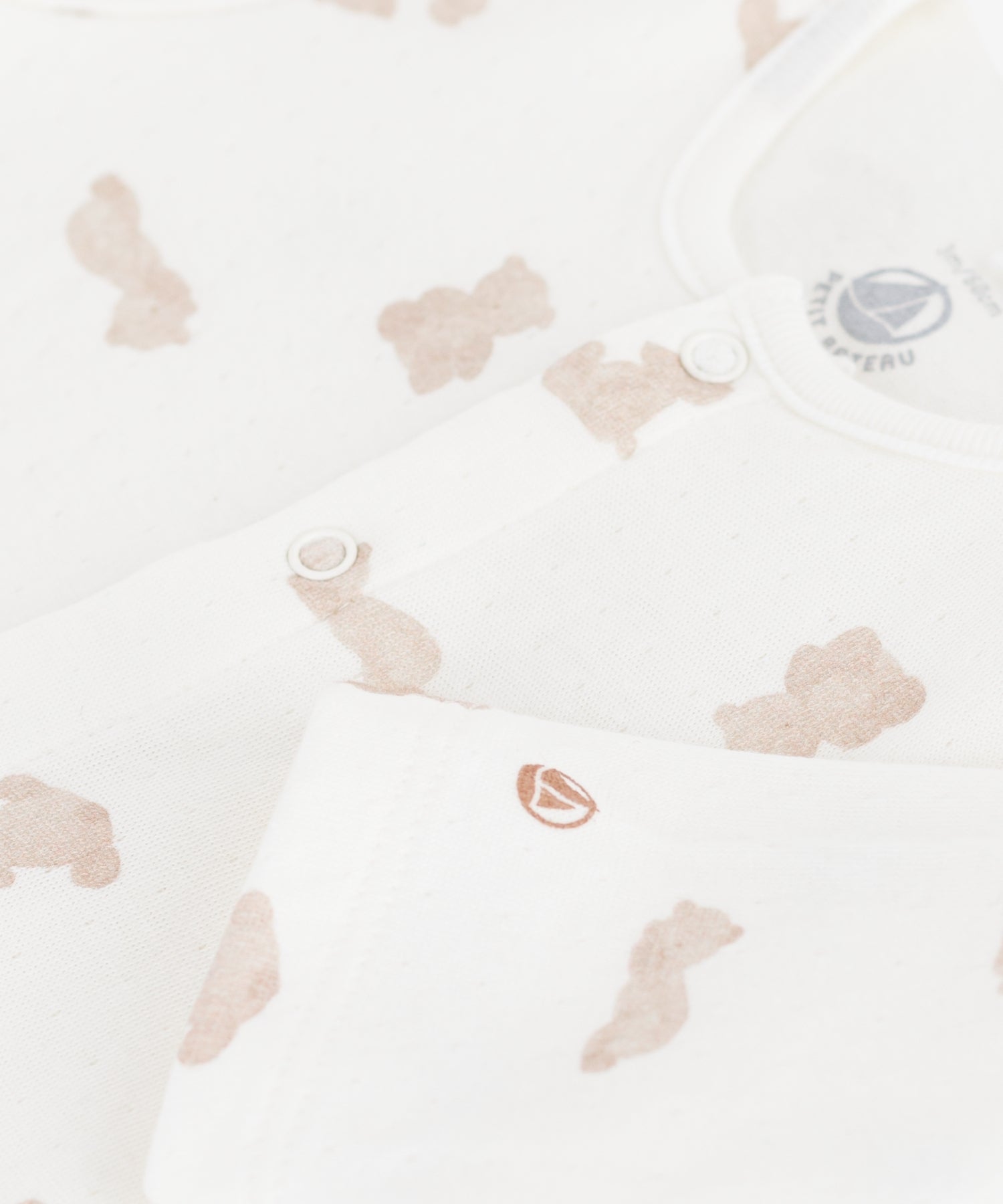 1Eu920wqLLULk-FEJ5aFTbM4m6N7uB4st