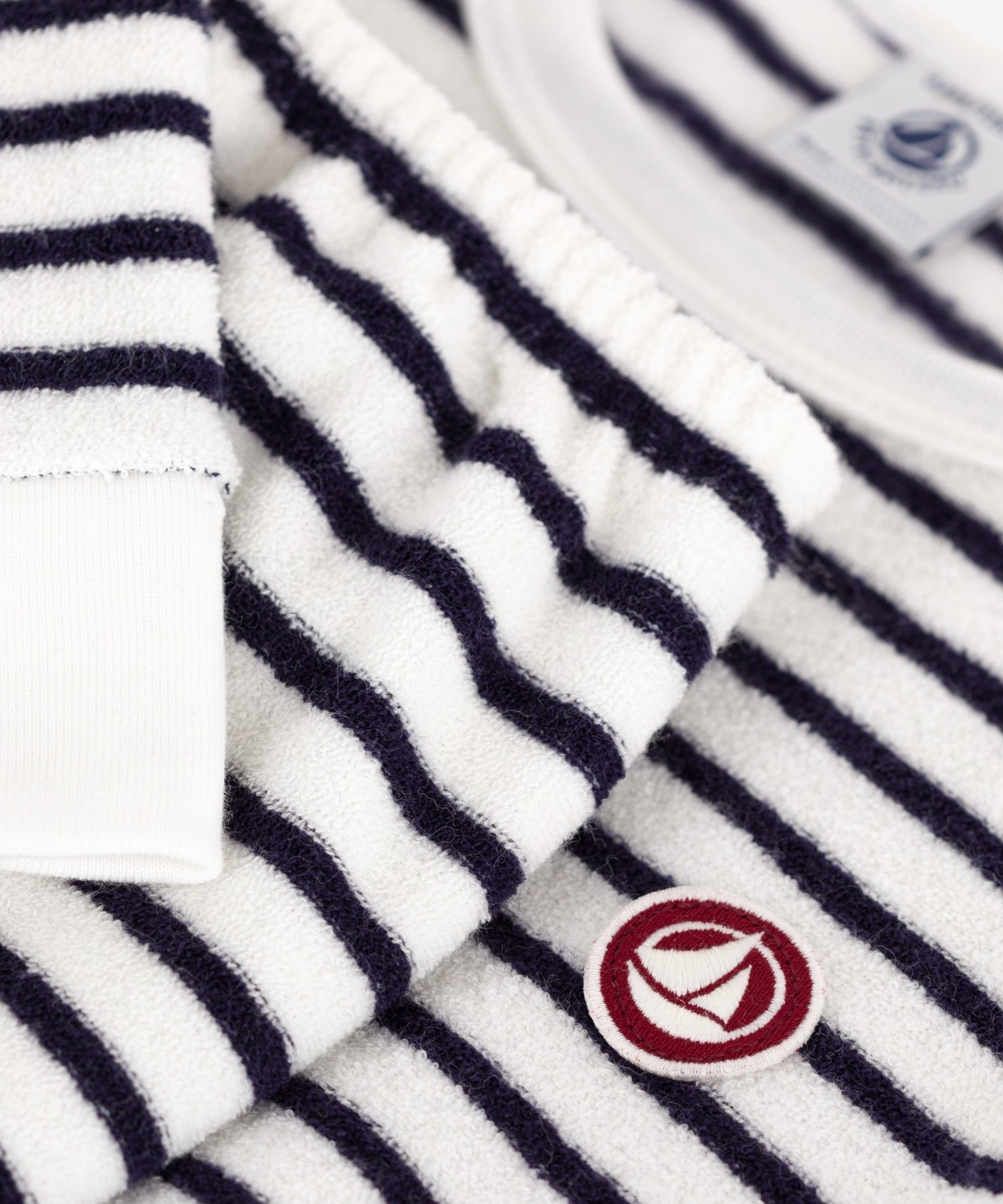 1Megs1GeO_IpWy95MNPGx2QvEEJdukaMi