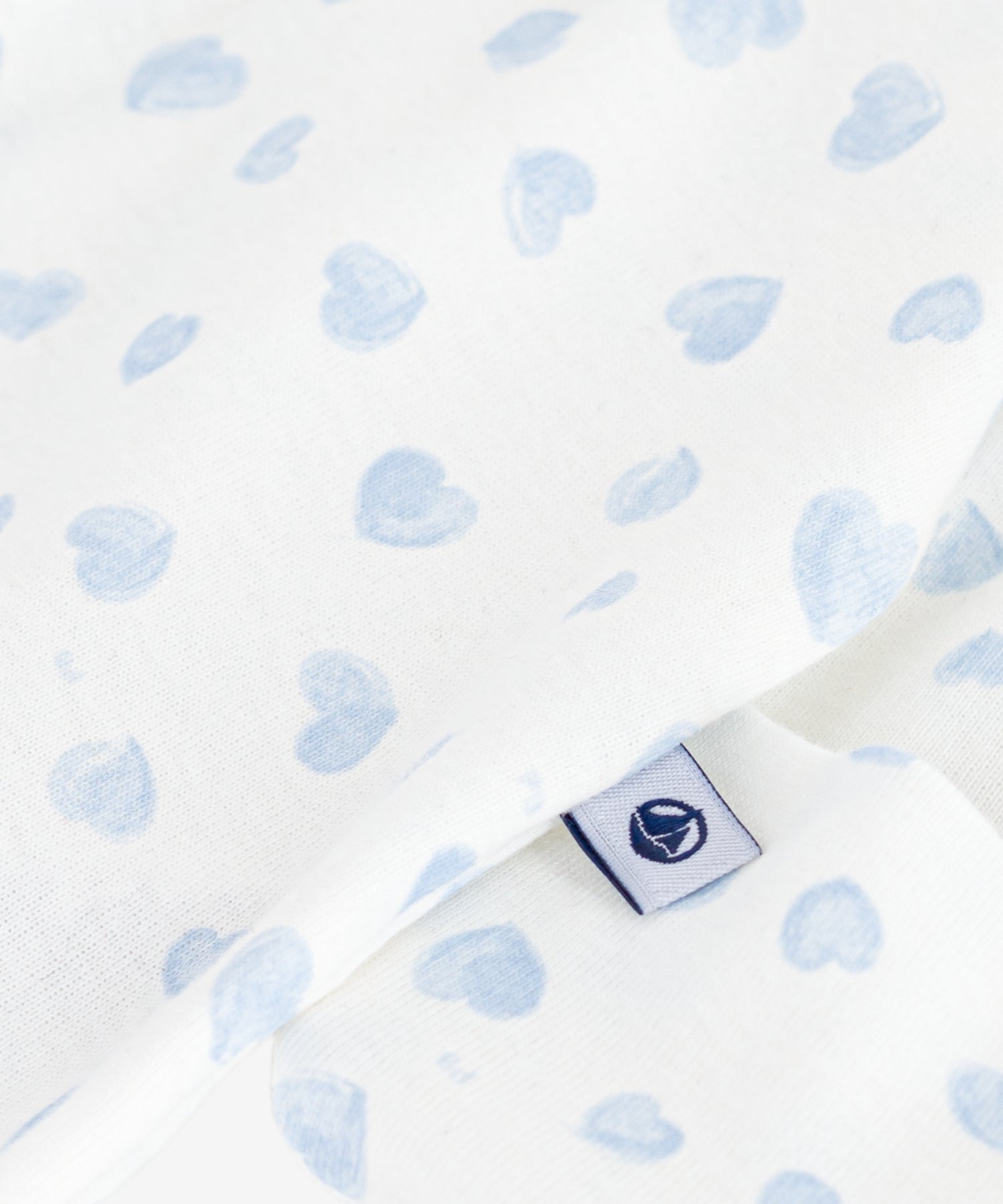 1oAqTeo1k3_UBYw6VcqFctcZhEiuHtWwk