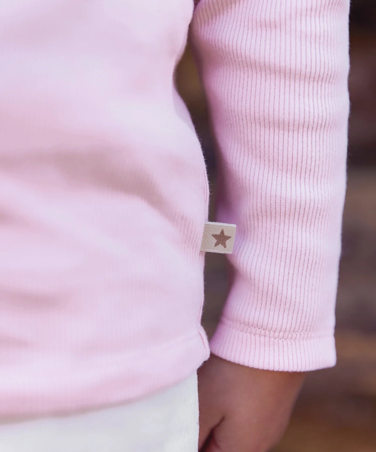 12eFPtuoe61RssLChr_SqNysda1Yy9d-h