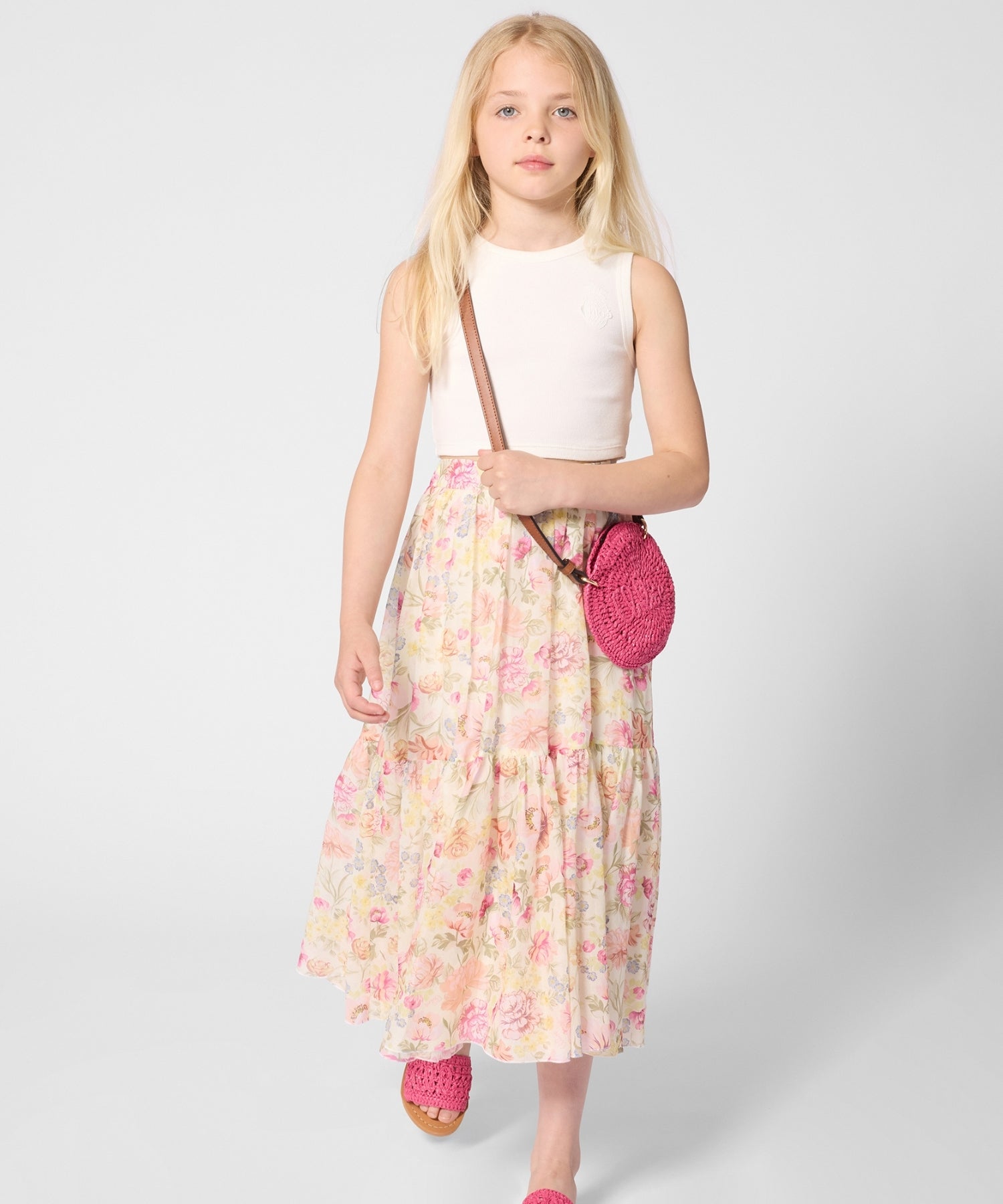 1KX0HzHRVOkeN7evW3QXbA44wdPWw64HB