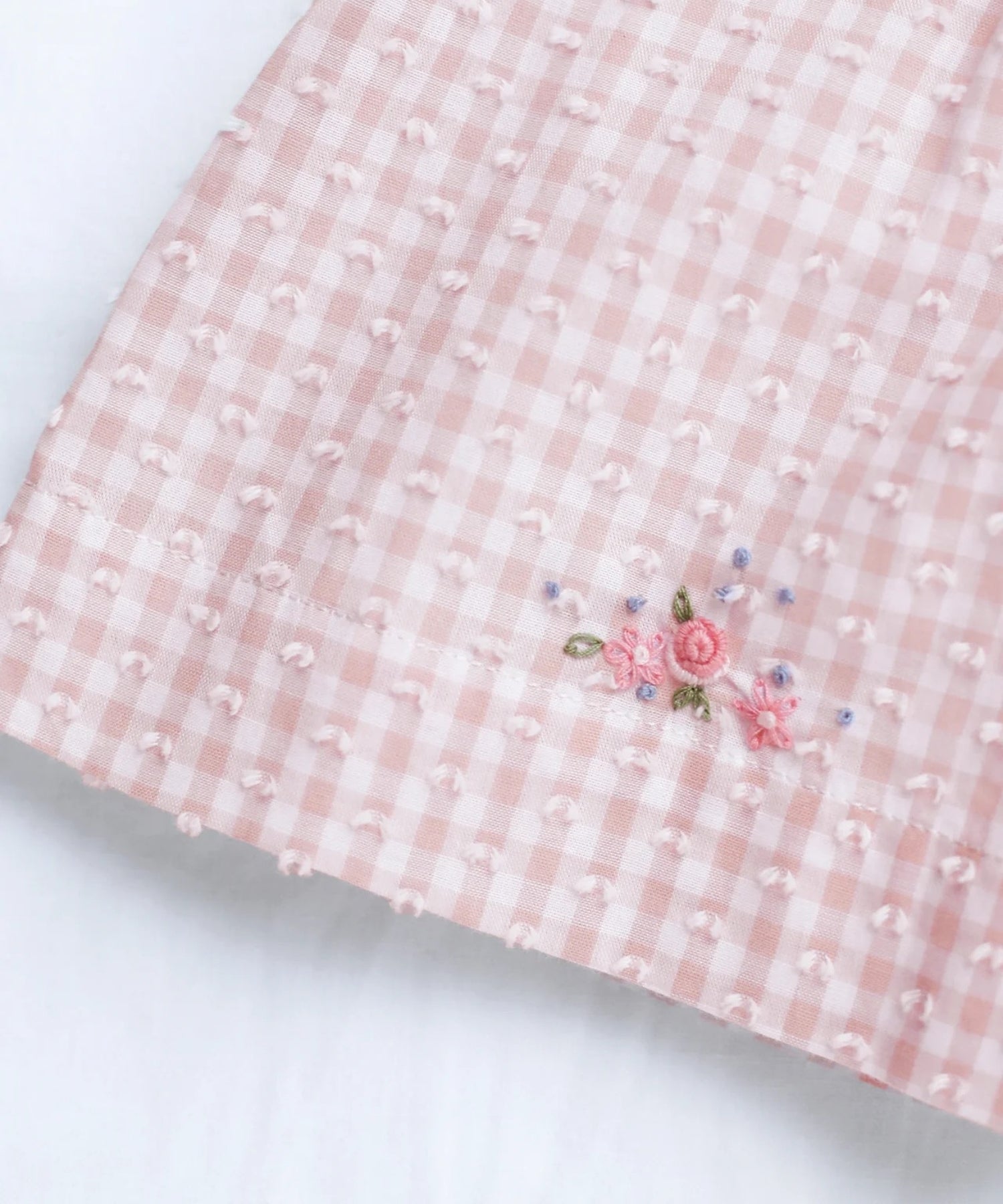 1sD-8_at9_49V9PKcLe-7EuppVuWxF8C8