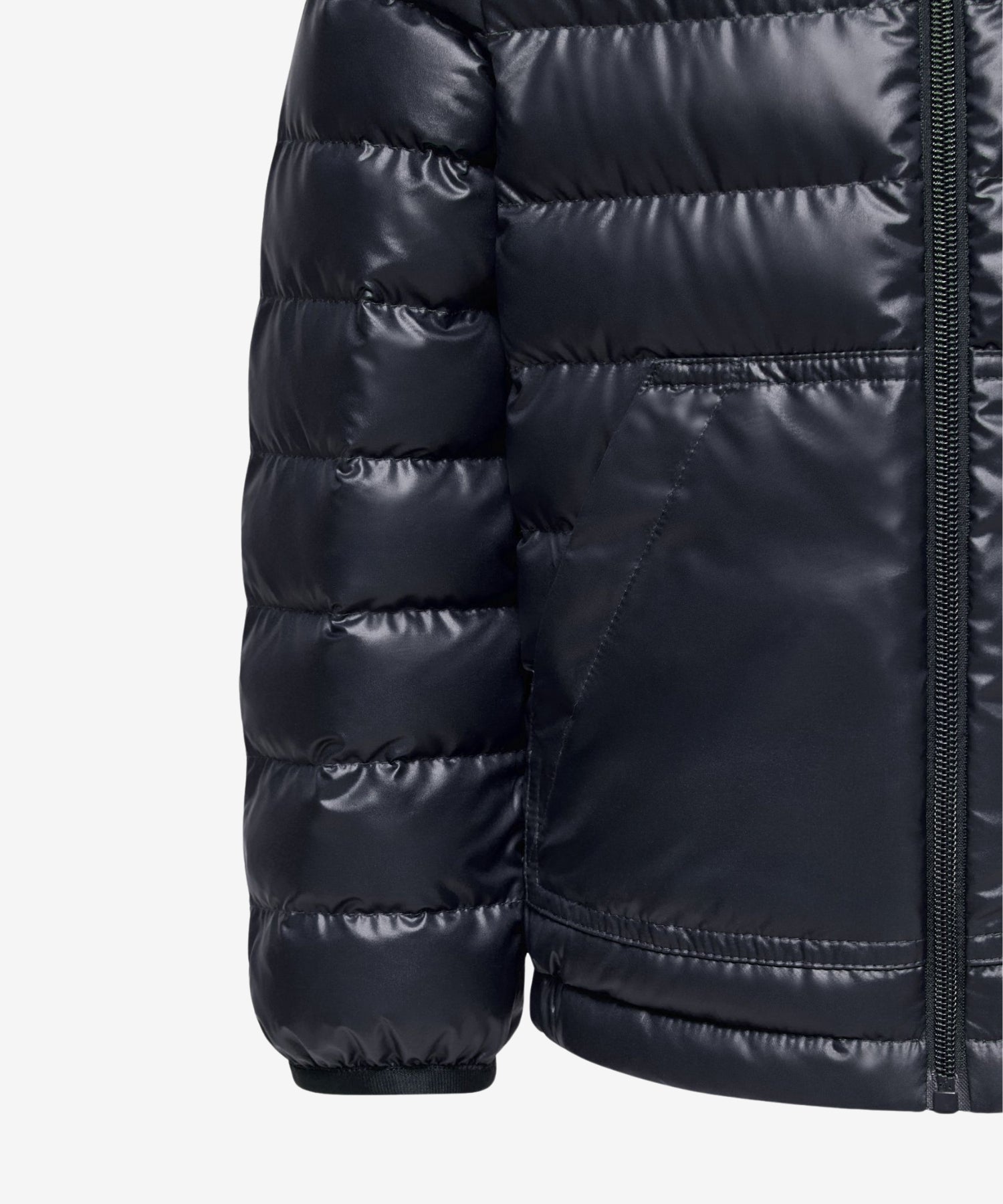 1b73XATnrK69v68PBwTwCVuAlpRT7PgM_