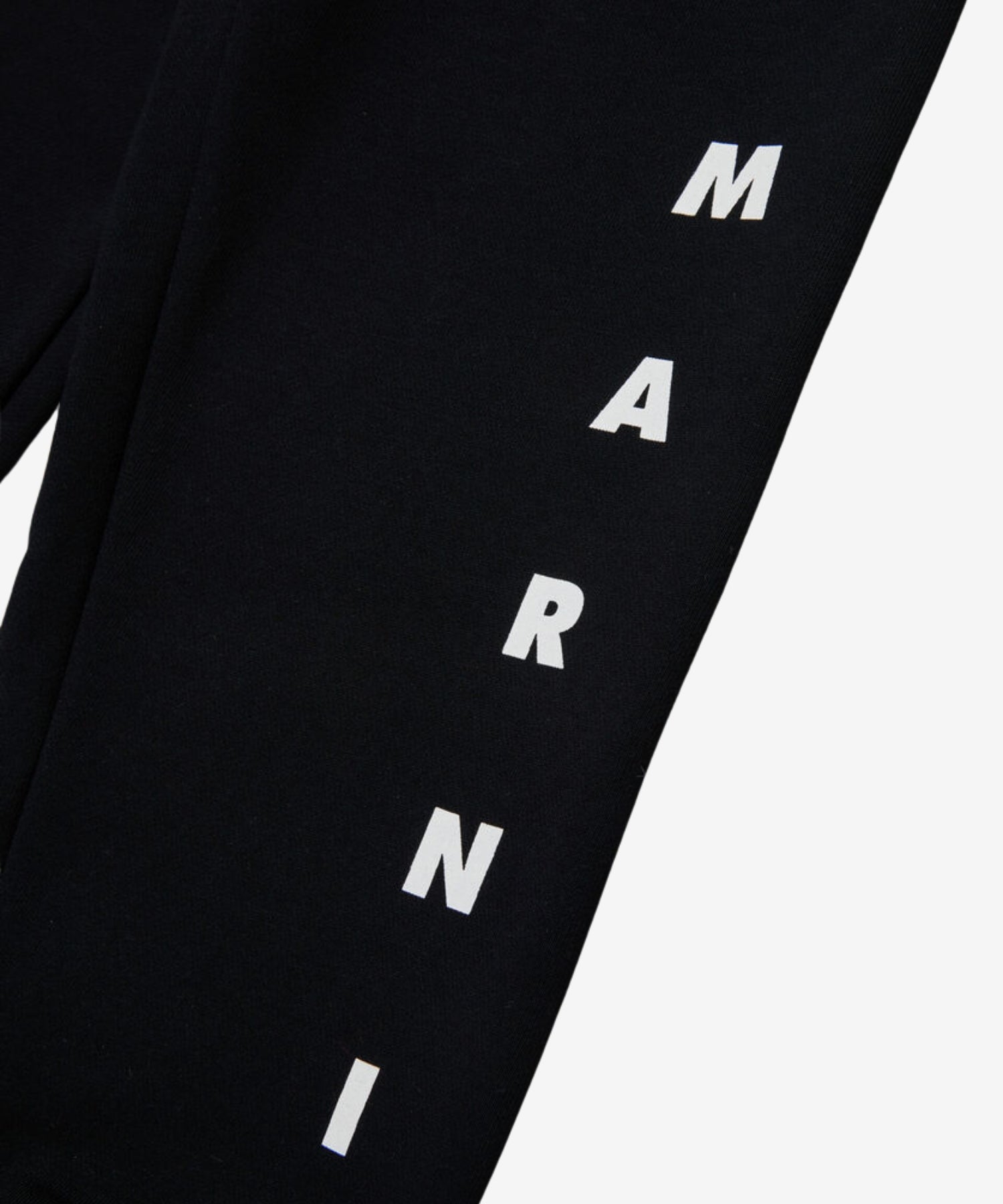 1p_QsCWTM0RA63JUcbghbGJcjB99DBG0p