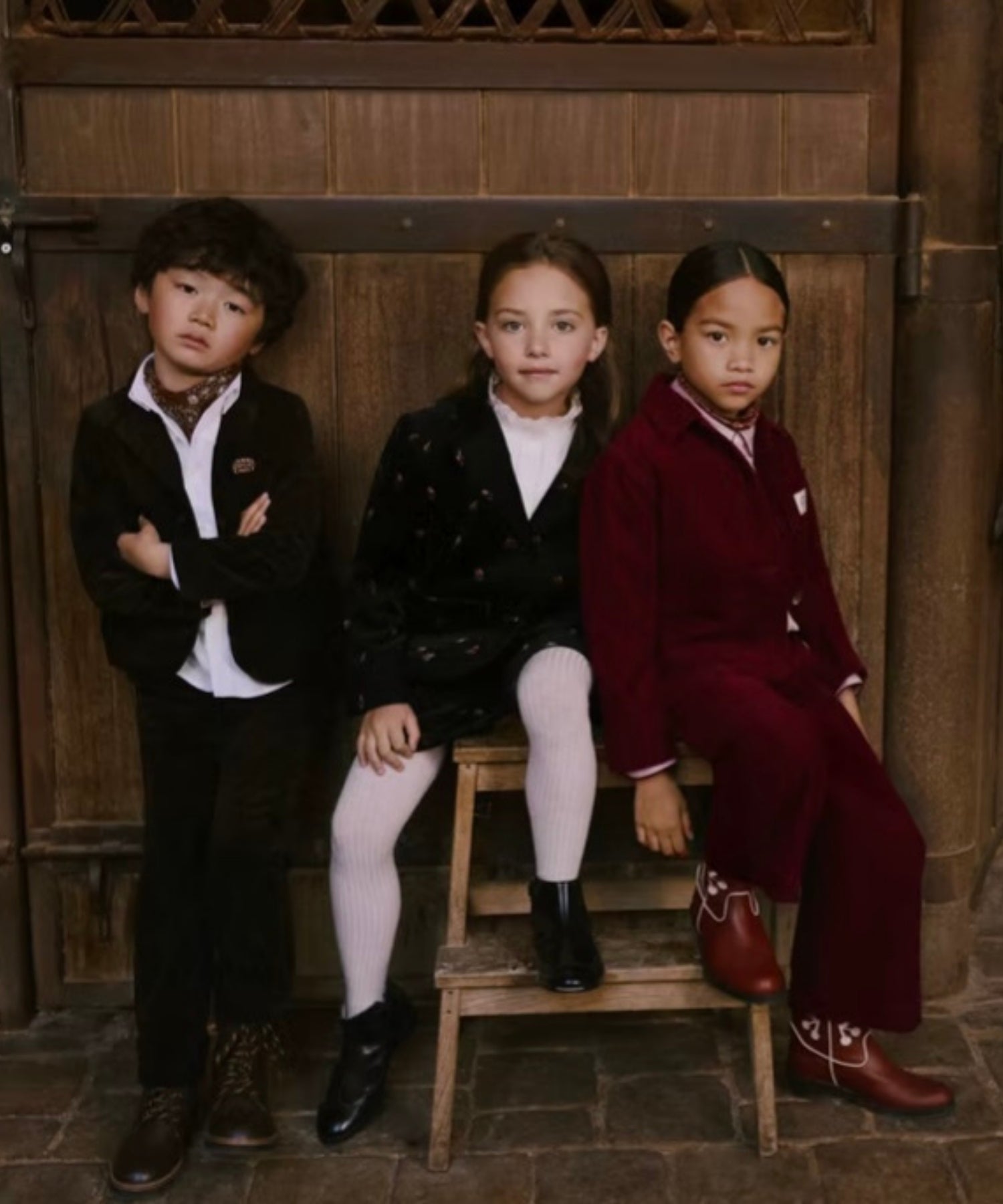 1xx0YiVUk5-604K66Ui--VZw5xXHKvKE1