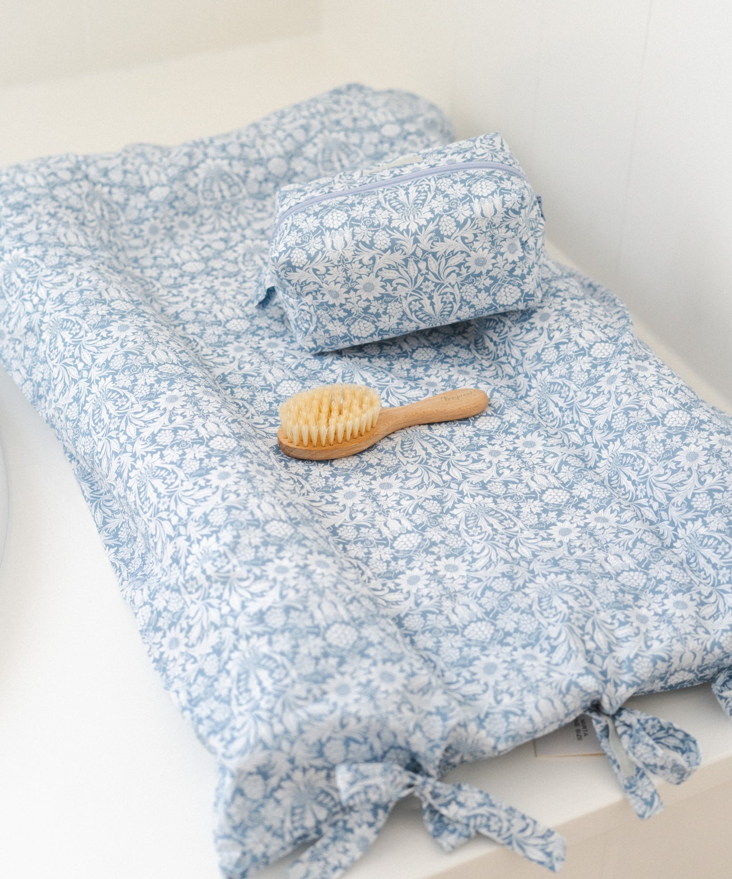 1ugHEQE6URLacLoWU5mWc8v6A2DQlO8SI