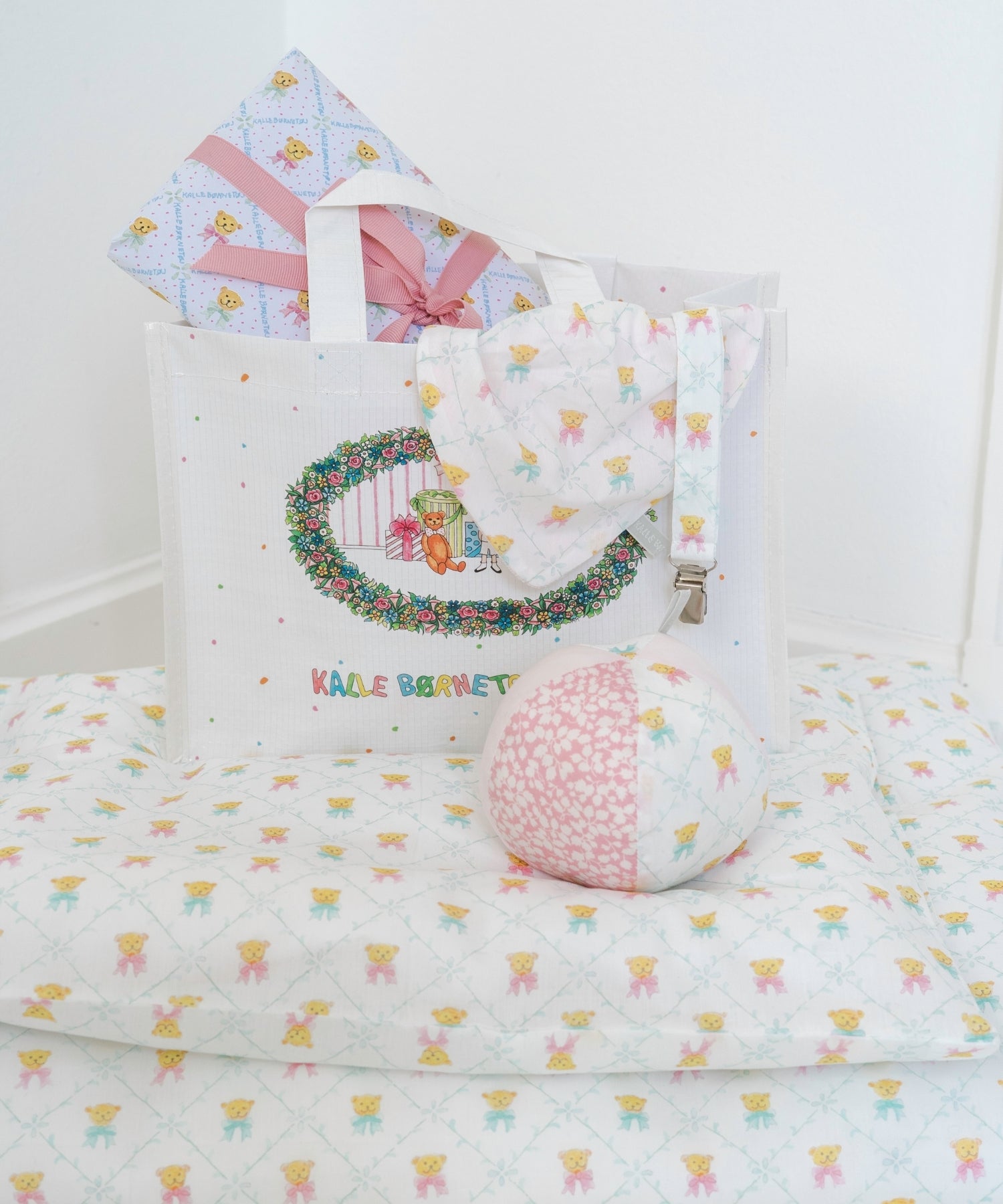 1bNDi8euzeX-OwyLBmKDf1umO61wLOgQM